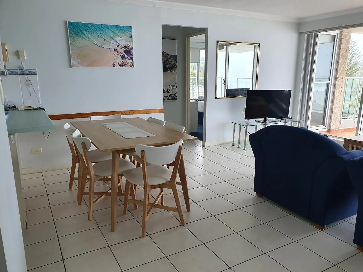 Pacific Surf Absolute Beachfront Apartments Gold Coast