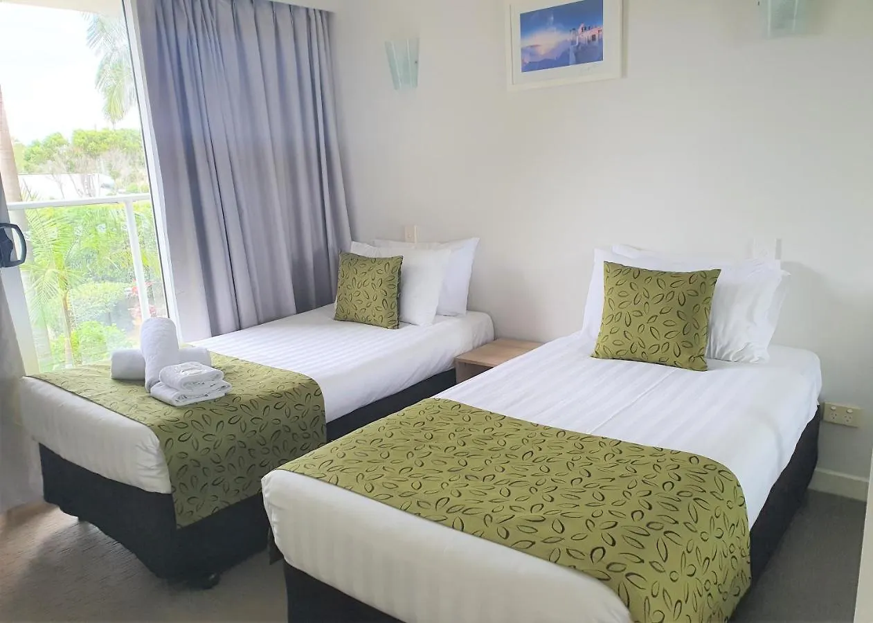 Aparthotel Pacific Surf Absolute Beachfront Apartments Gold Coast