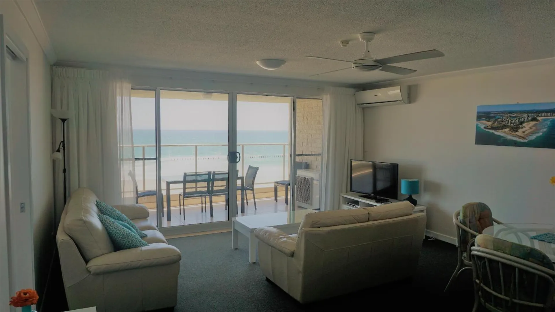 Pacific Surf Absolute Beachfront Apartments Gold Coast 3*,