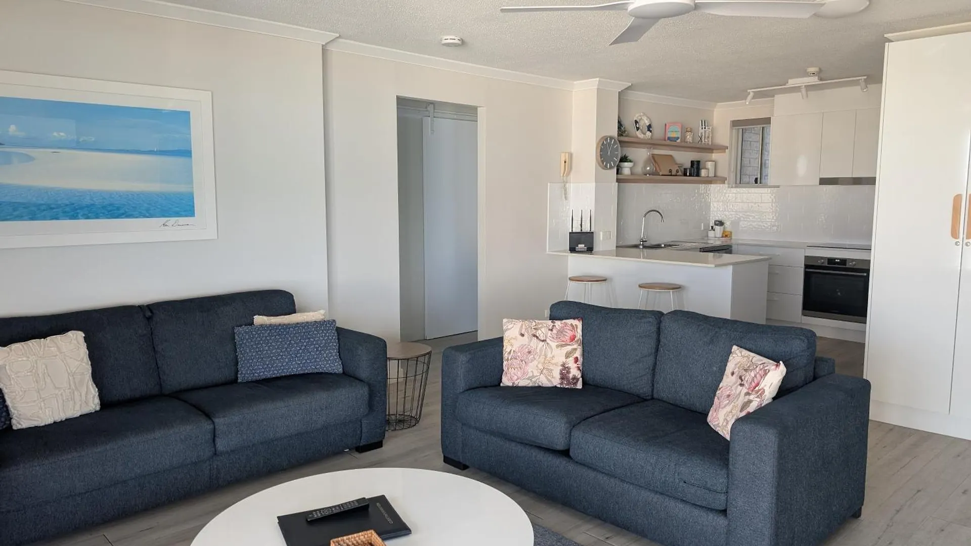 Pacific Surf Absolute Beachfront Apartments Gold Coast Aparthotel