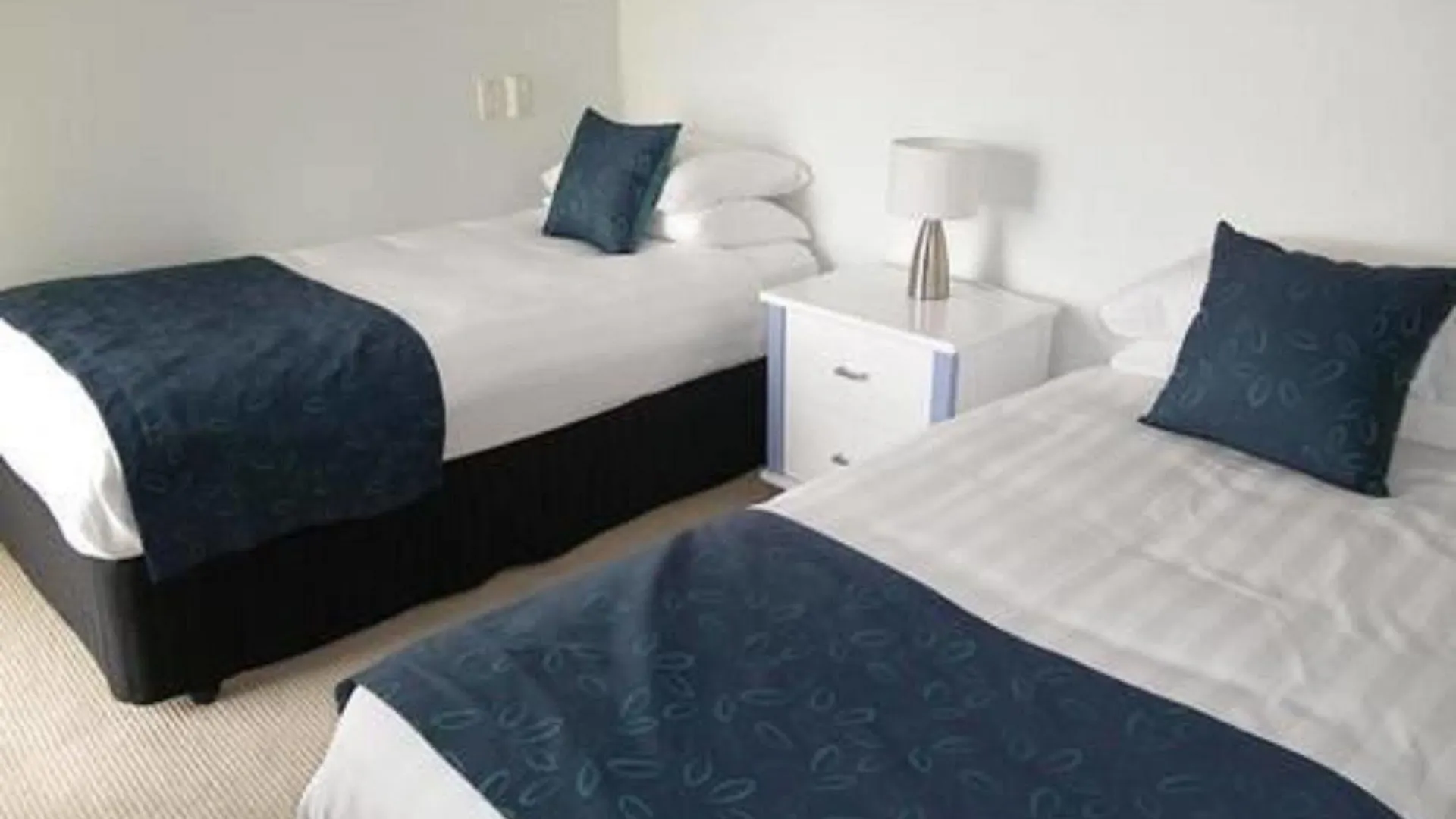 Aparthotel Pacific Surf Absolute Beachfront Apartments Gold Coast